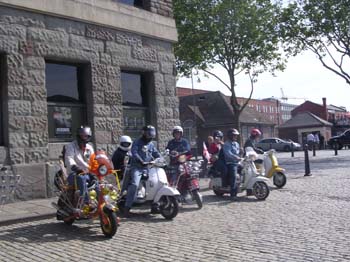 1a_Lambrettas Bar 2006 002