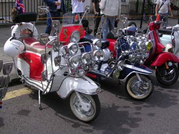 1g_Lambrettas Bar 2006 014