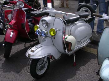 1h_Lambrettas Bar 2006 015